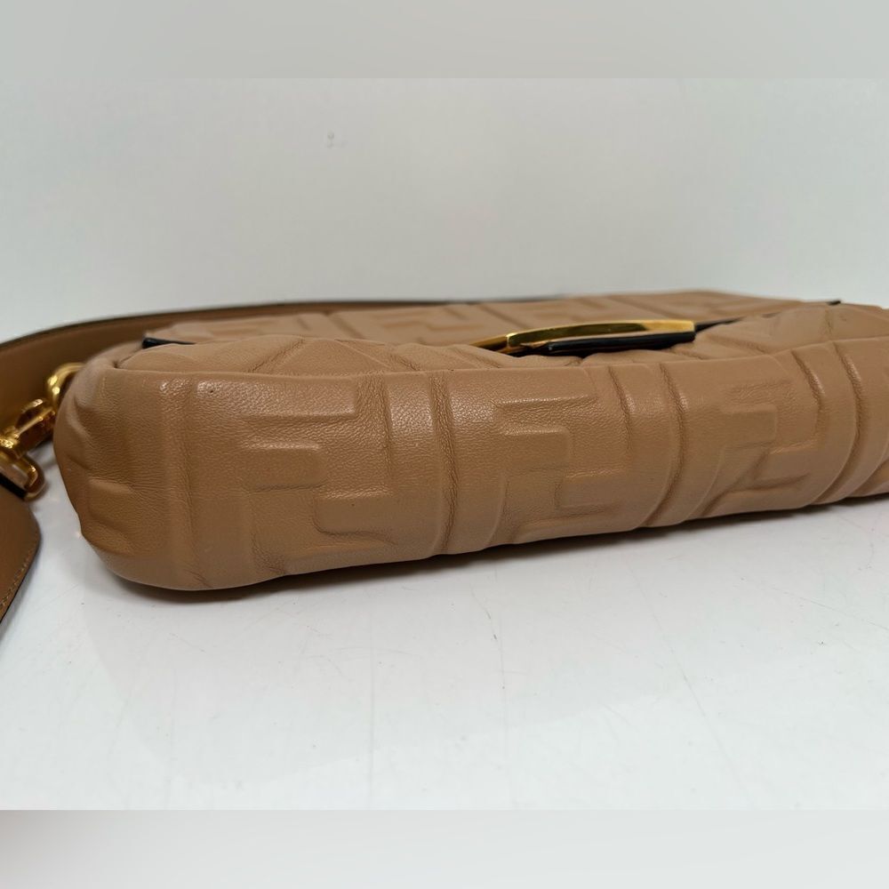 Fendi Baguette Zucca Shoulder Bag Medium brown Leather - Picture 5 of 14